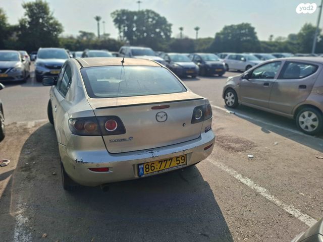 מודעת רכב מאזדה 3