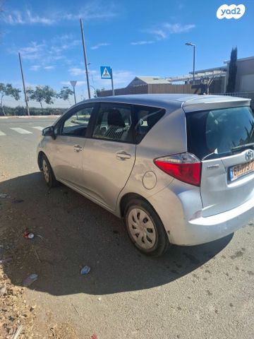 טויוטה ורסו-S