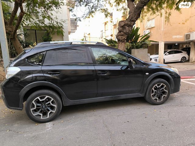 מודעת רכב סובארו XV