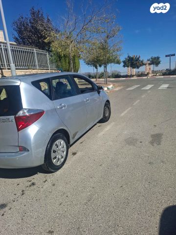 טויוטה ורסו-S