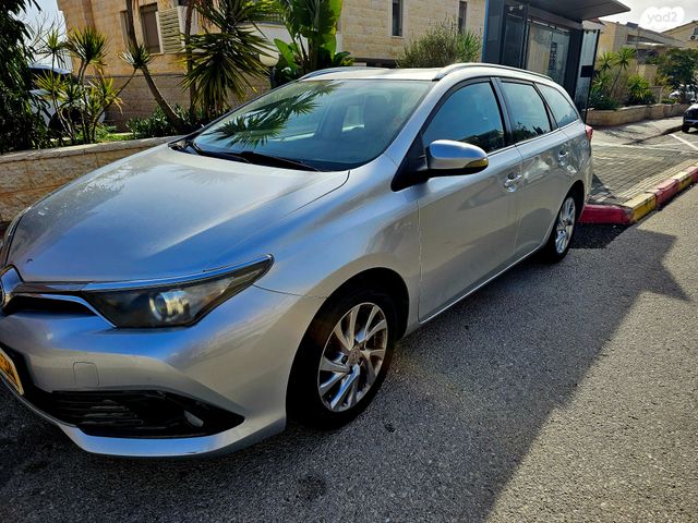 טויוטה אוריס