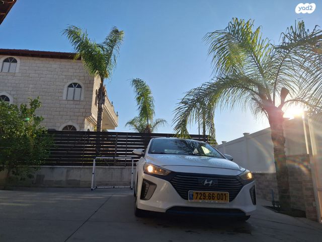 יונדאי איוניק