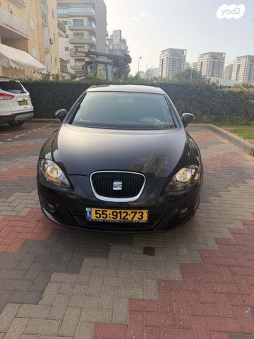 מודעת רכב סיאט לאון