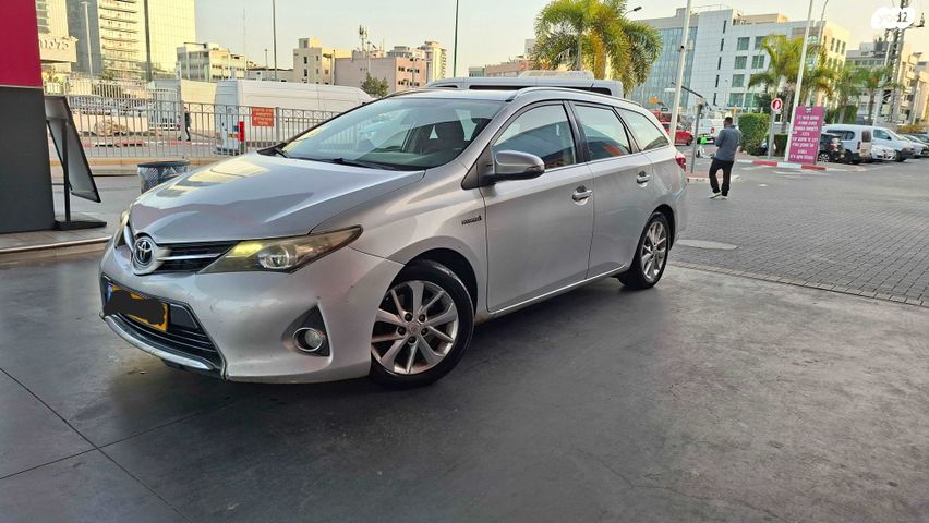 טויוטה אוריס