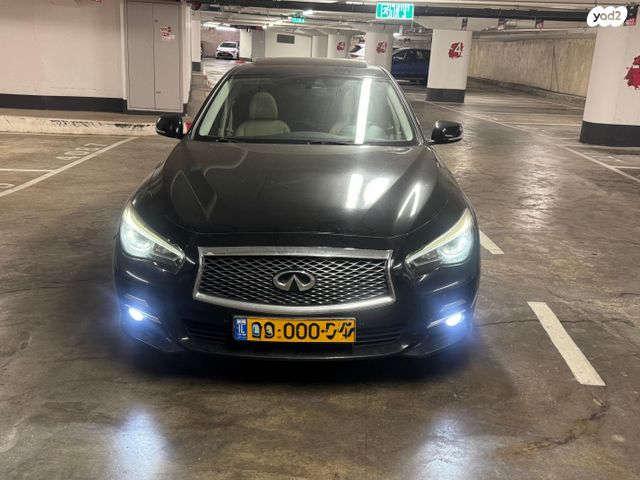 אינפיניטי Q50