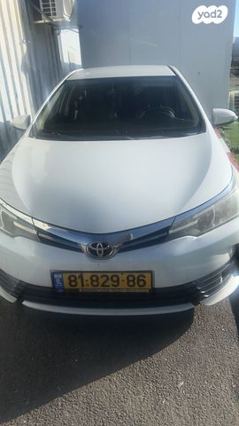 טויוטה קורולה