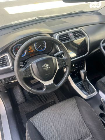 סוזוקי קרוסאובר