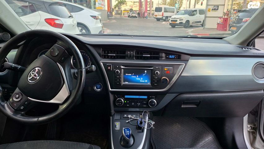 טויוטה אוריס