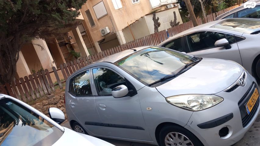 יונדאי i10