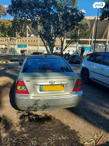 טויוטה קורולה