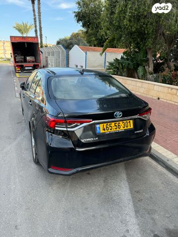 טויוטה קורולה