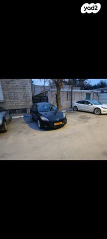 מאזדה 3
