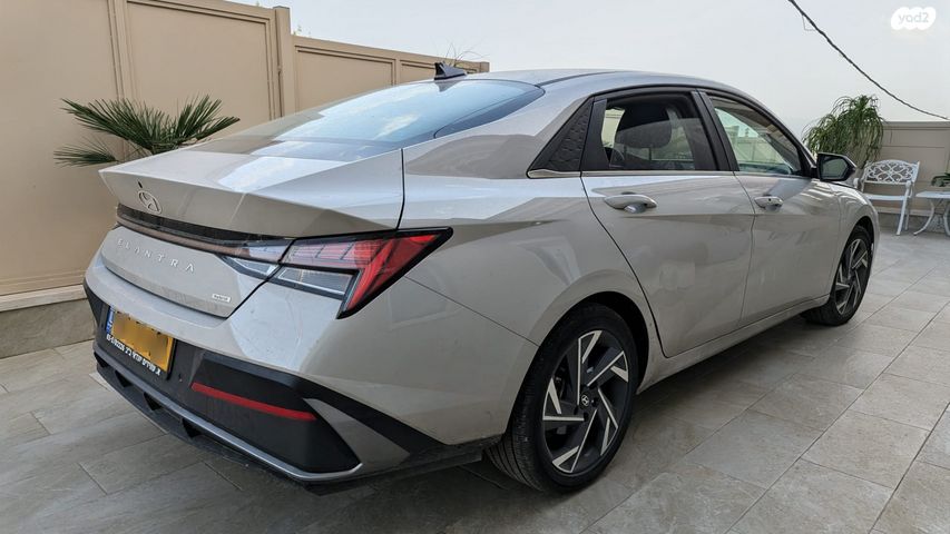 יונדאי אלנטרה