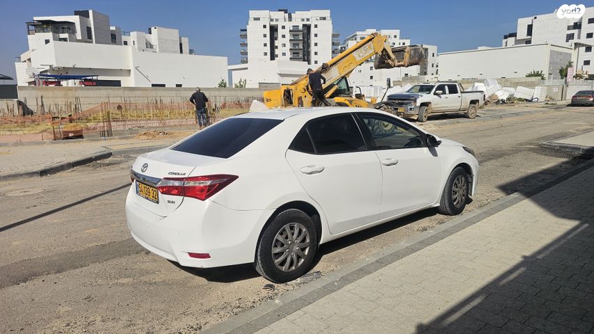 טויוטה קורולה