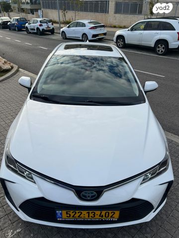 טויוטה קורולה