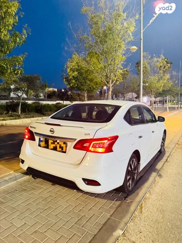 ניסאן סנטרה