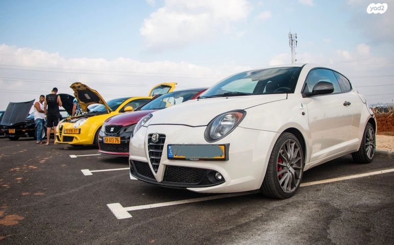 אלפא רומיאו מיטו