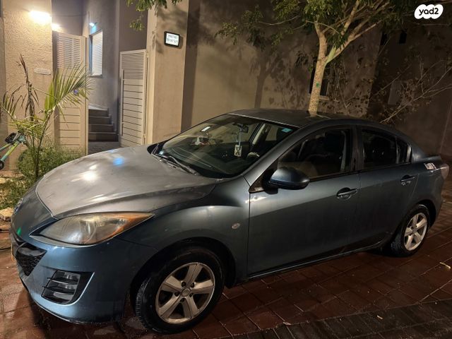 מודעת רכב מאזדה 3