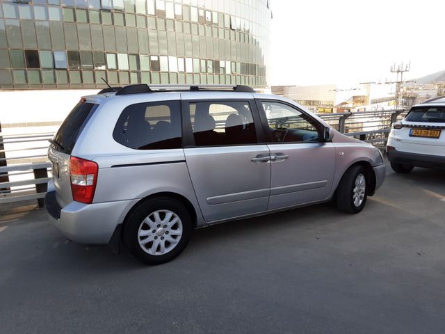 מודעת רכב קיה קרניבל