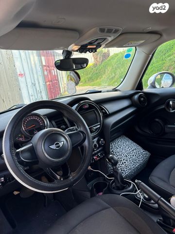 מודעת רכב מיני קופר