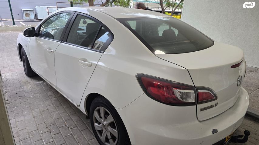 מודעת רכב מאזדה 3