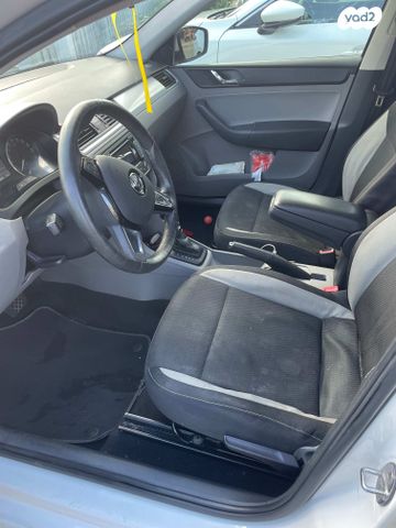 סקודה ראפיד