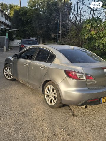 מודעת רכב מאזדה 3