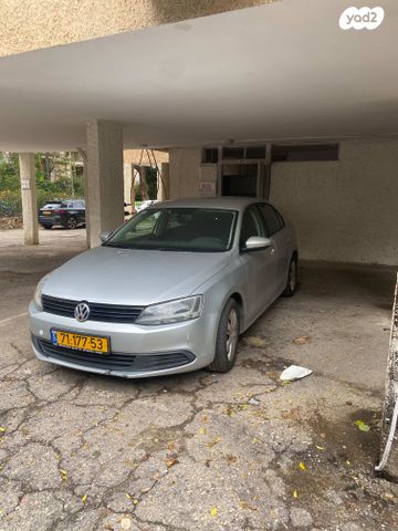 מודעת רכב פולקסווגן ג'טה 