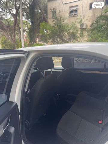 סקודה אוקטביה 