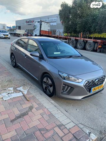 יונדאי איוניק