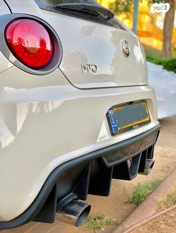 אלפא רומיאו מיטו