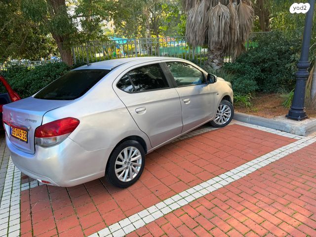 מודעת רכב מיצובישי אטראז'