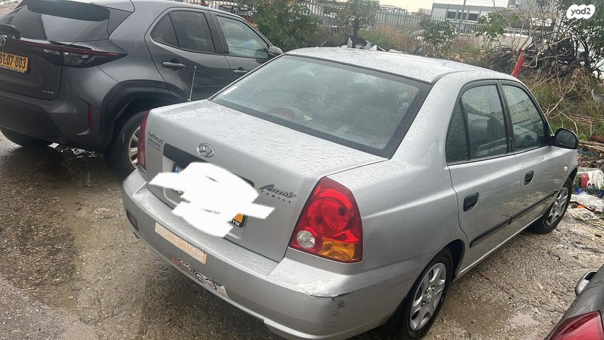 יונדאי אקסנט i25