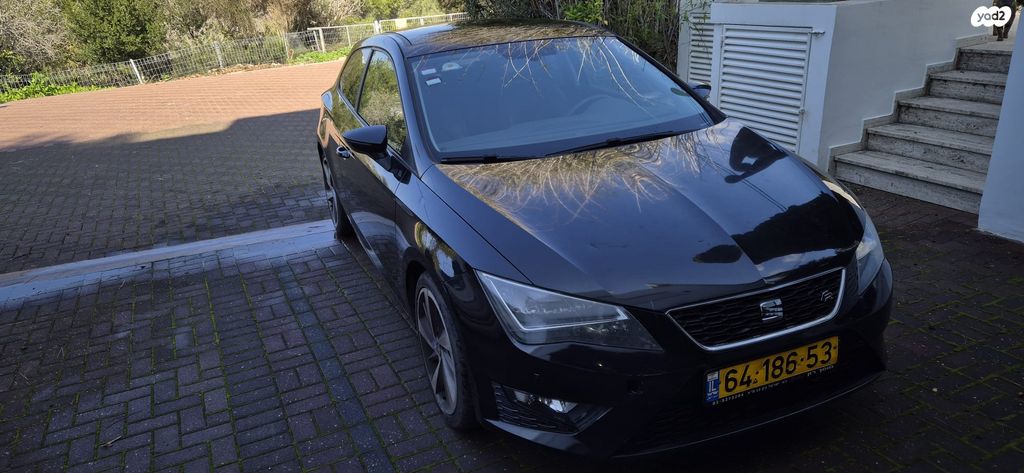 מודעת רכב סיאט לאון