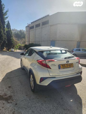טויוטה C-HR