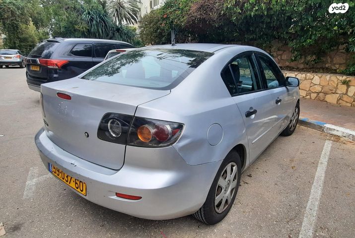 מאזדה 3