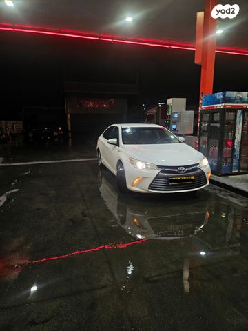 טויוטה קאמרי