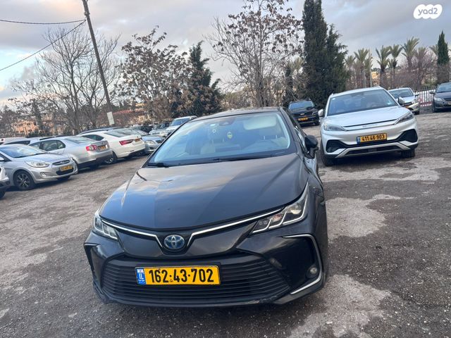 מודעת רכב טויוטה קורולה