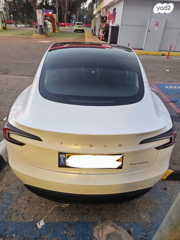 טסלה מודל 3