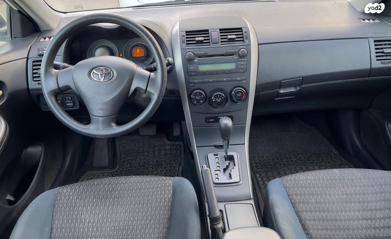 טויוטה קורולה