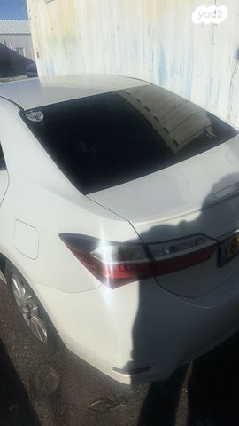 טויוטה קורולה