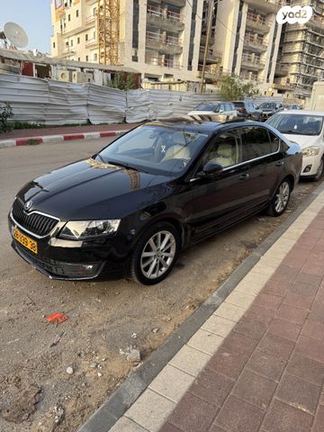 סקודה אוקטביה