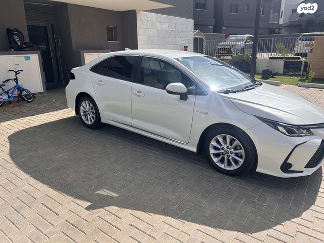 מודעת רכב טויוטה קורולה