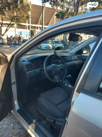 טויוטה קורולה