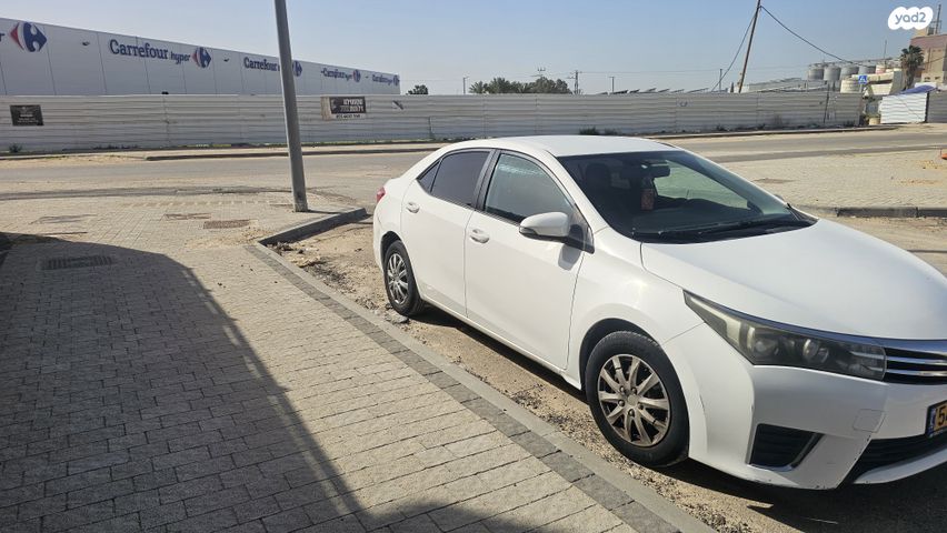 טויוטה קורולה