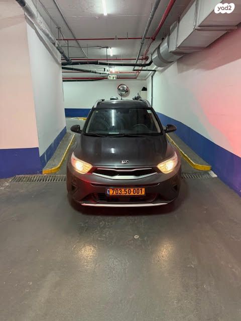 מודעת רכב קיה סטוניק