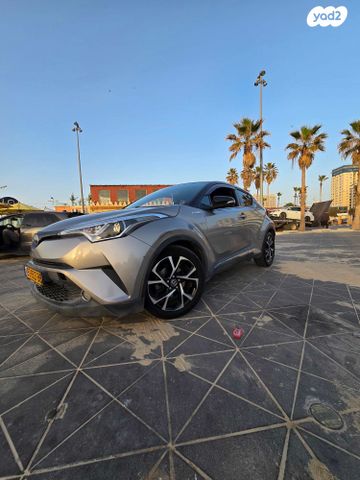 מודעת רכב טויוטה C-HR