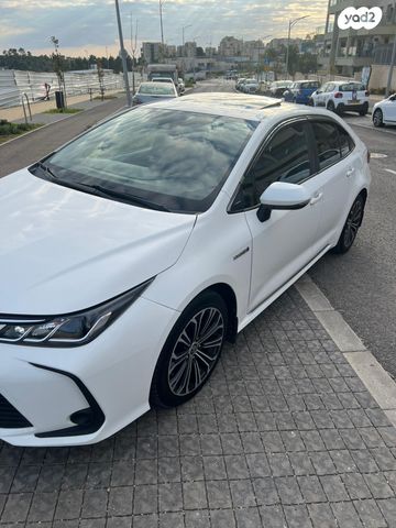 טויוטה קורולה