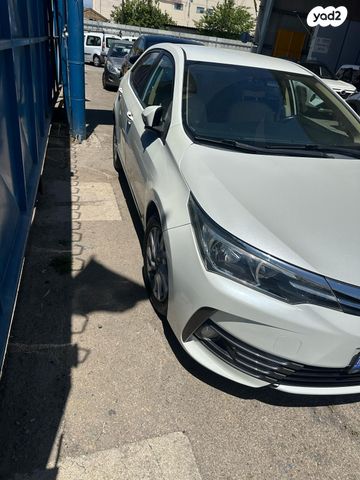 מודעת רכב טויוטה קורולה