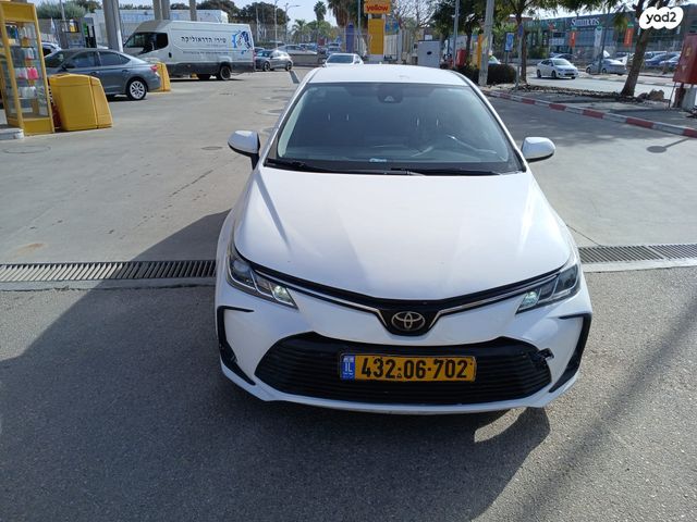 טויוטה קורולה